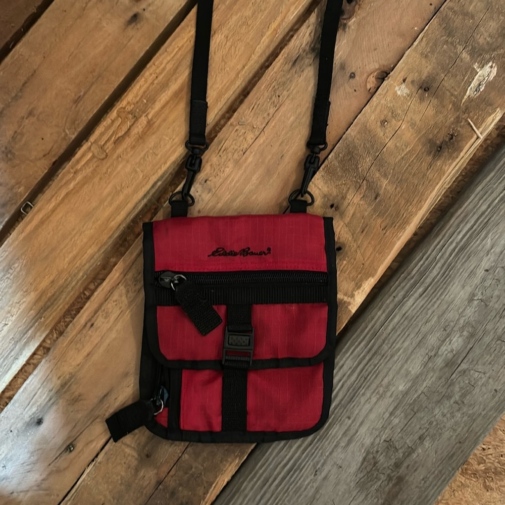 Red Eddie Bauer crossbody purse